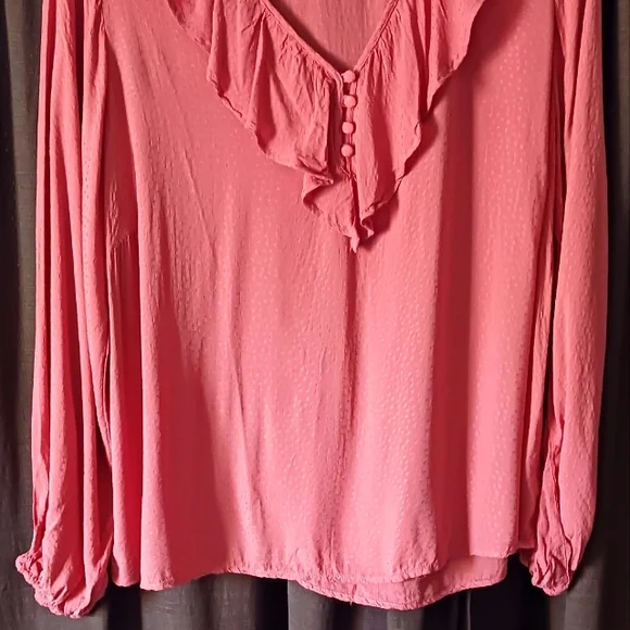 KELLY RENEE - Picture 2 of 6